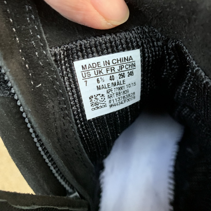 AD Yeezy 750 Boost “Black” Final Version