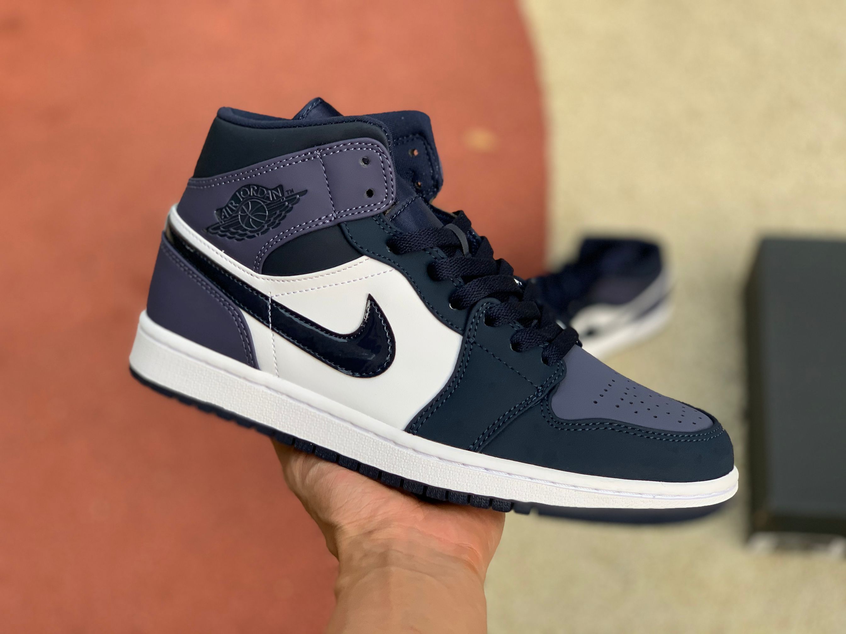Jordan 1 Mid Obsidian Sanded Purple
