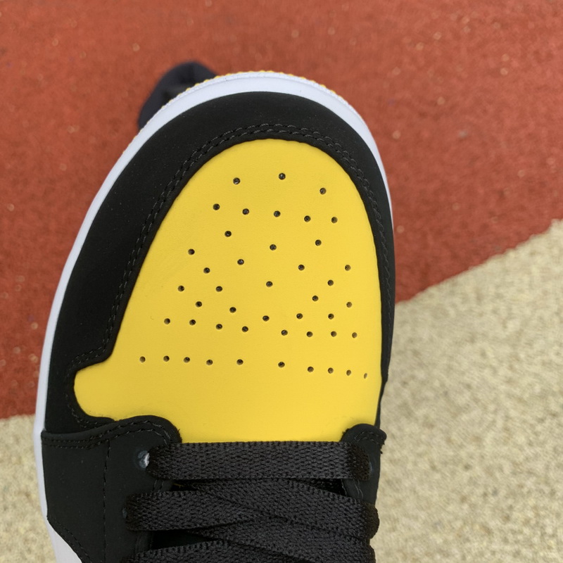 Jordan 1 Mid Yellow Toe Black