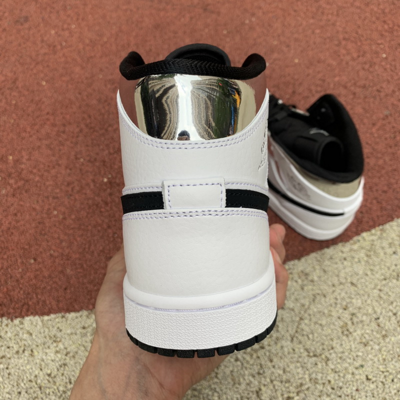 Jordan 1 Mid Alternate Think