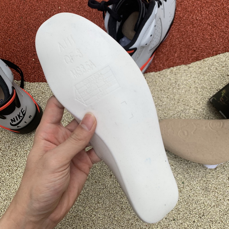 Air Jordan 6 “Reflective Bugs Bunny”