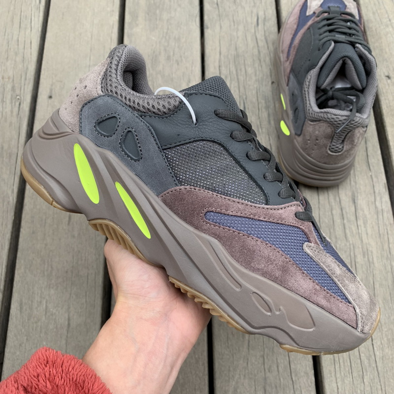Yeezy Boost 700 “Mauve”