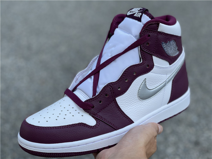 Air Jordan 1 Retro High OG 'Bordeaux'