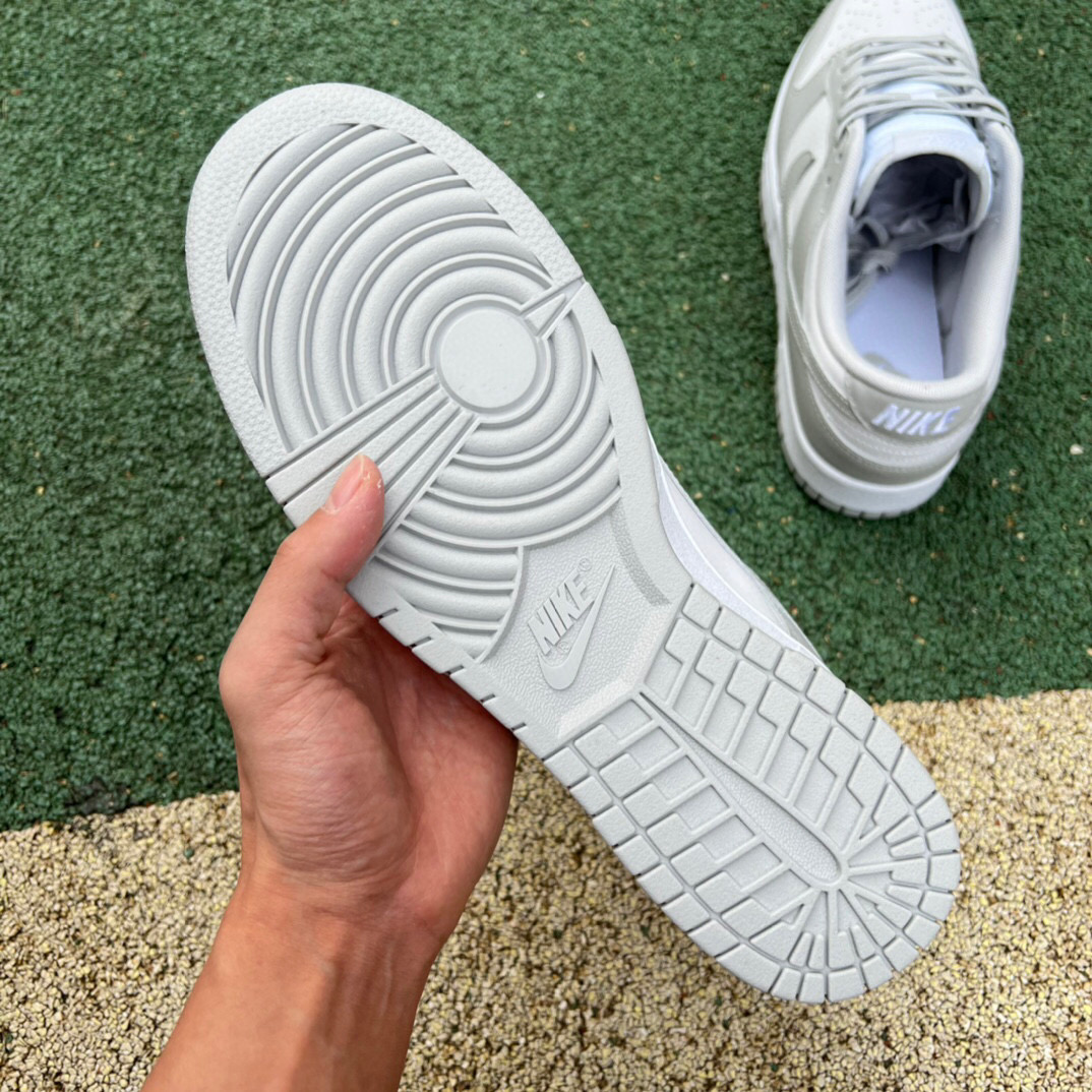 Nike SB Dunk Low Grey Fog