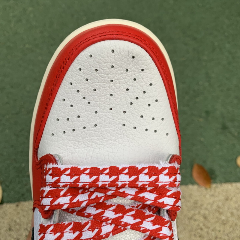 Frame Skate x Nike SB Dunk Low “Habibi”