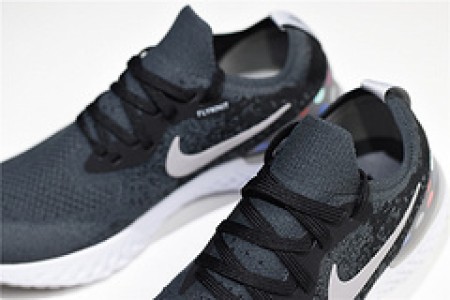 nike epic REACT FLYKNIT Black and grey dots point noirs ET gris