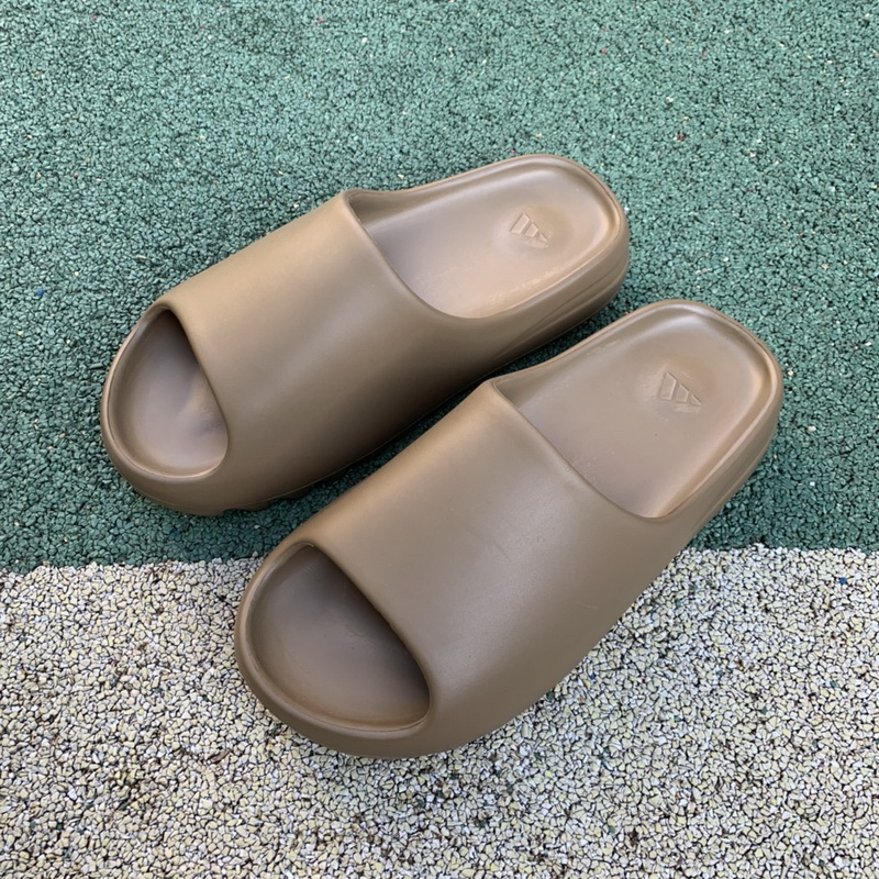 Yeezy Slide