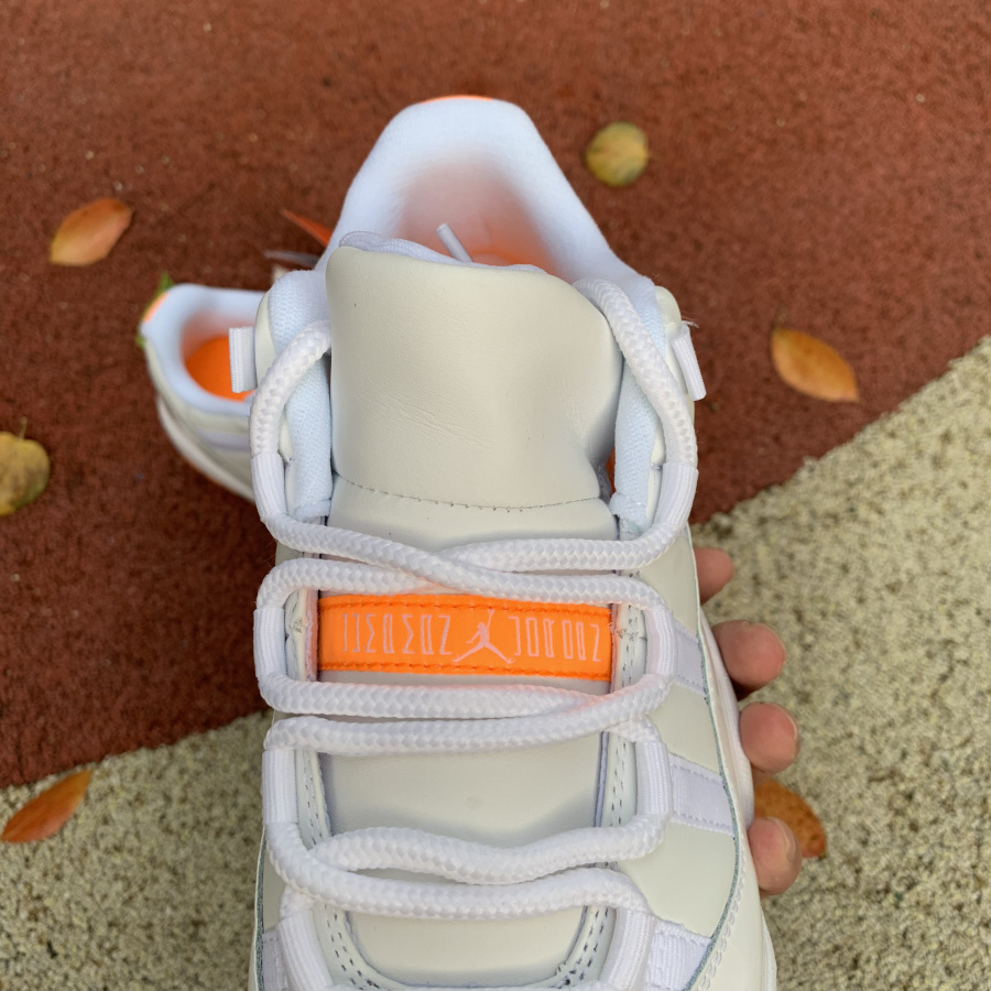 Air Jordan 11 Low WMNS Citrus 2021