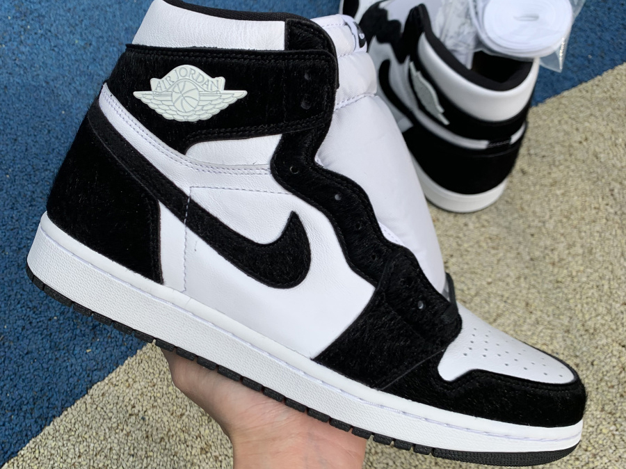 Air Jordan 1 Retro High OG WMNS “Panda”