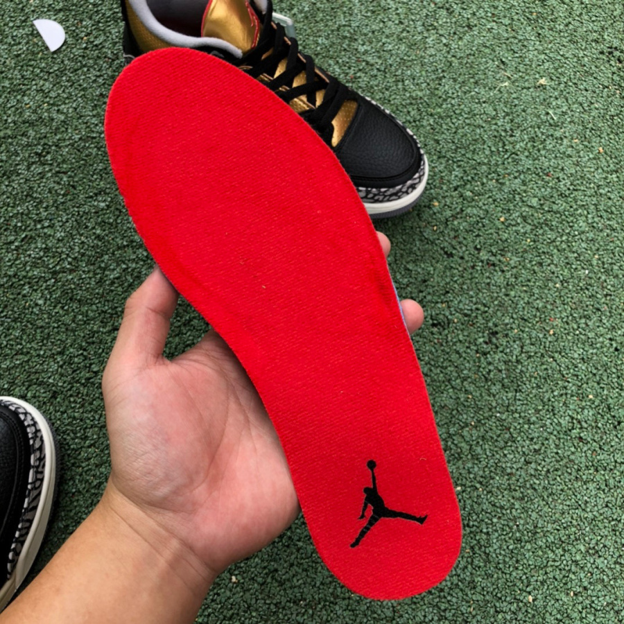 Air Jordan 3 WMNS “Black Gold”