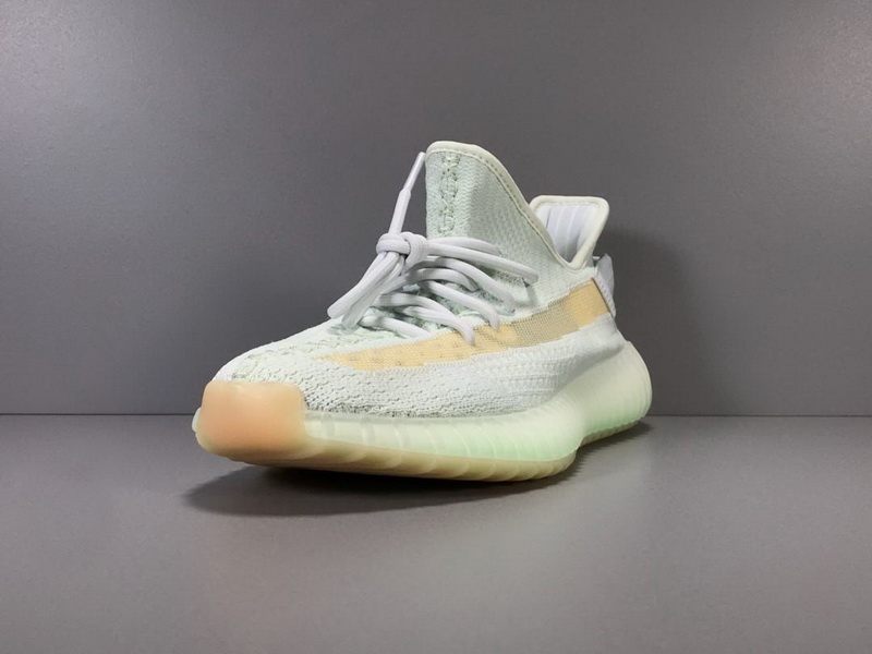 Yeezy Boost 350 V2 “Hyperspace”