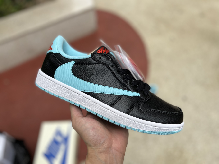 Travis Scott x Nike Air Jordan 1 Low