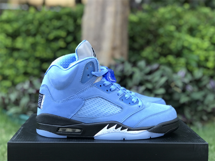 Air Jordan 5 UNC North Carolina Blue