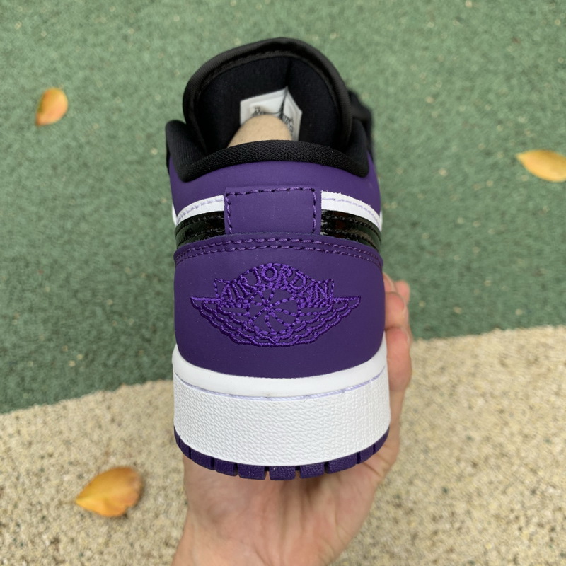 Air Jordan 1 Low shoes Court Purple