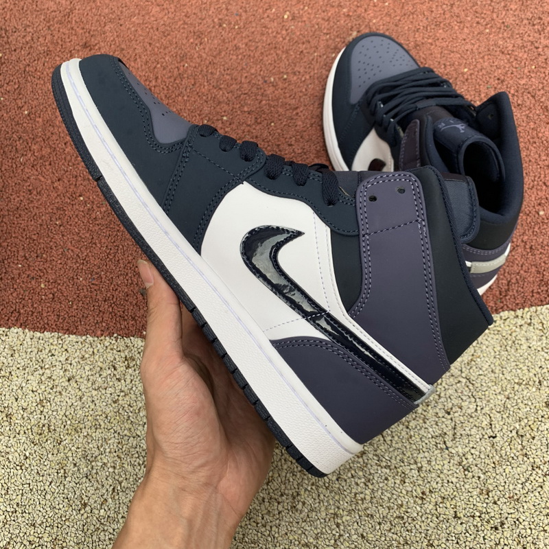 Jordan 1 Mid Obsidian Sanded Purple