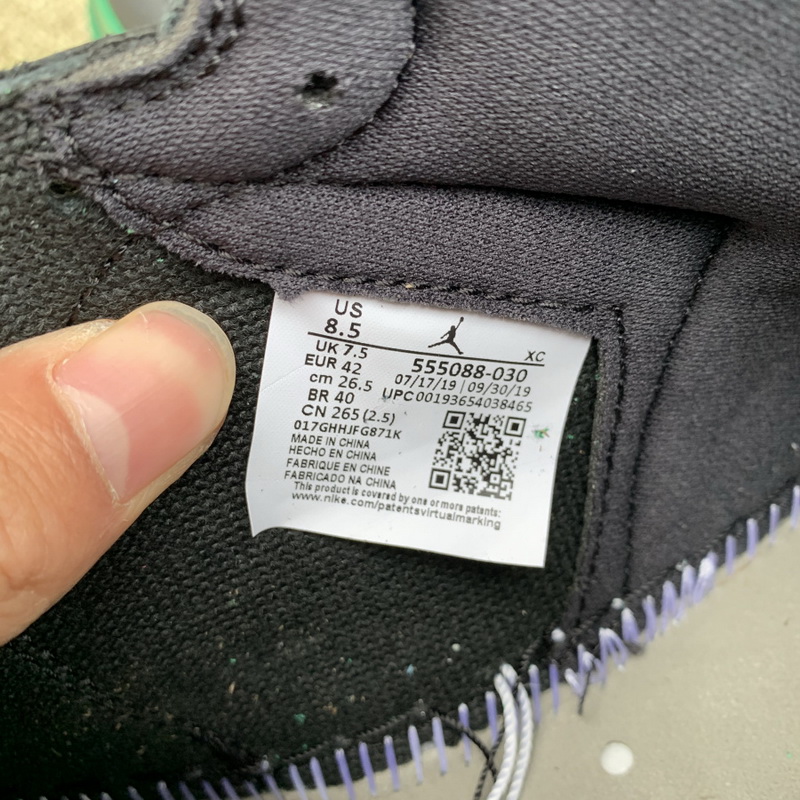 Air Jordan 1 Retro High OG “Pine Green”