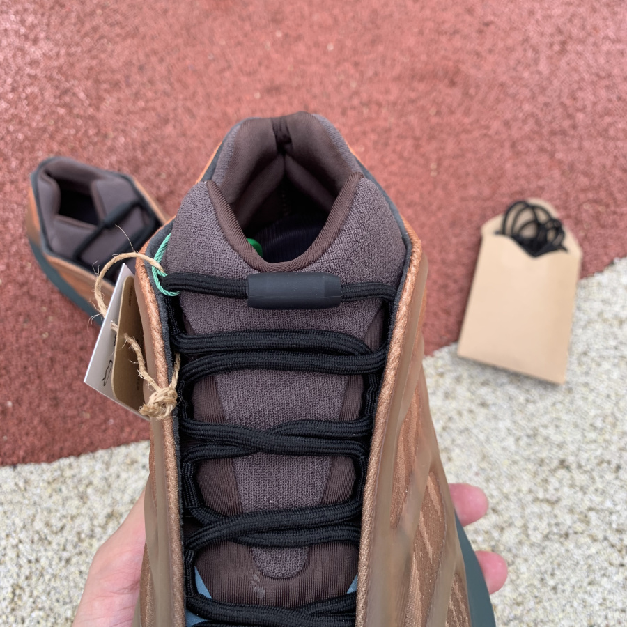 Yeezy 700 V3 COPFAD GY4109