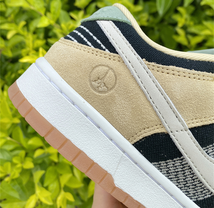 Nike SB Dunk Low “Rooted in Peace”