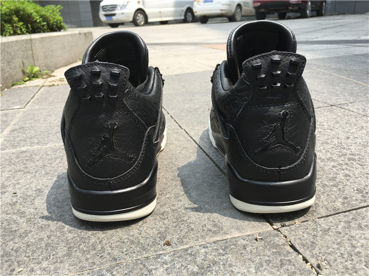 Air Jordan 4 Premium