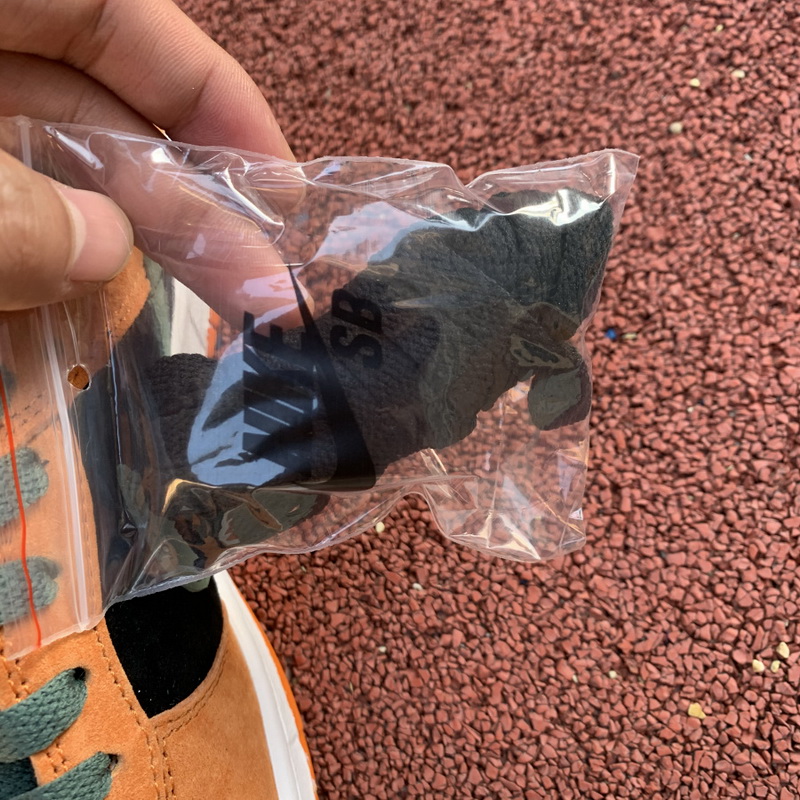 Nike Dunk Low SP “Ceramic”