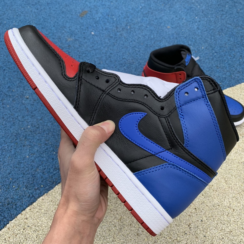 Air Jordan 1 High OG Top 3