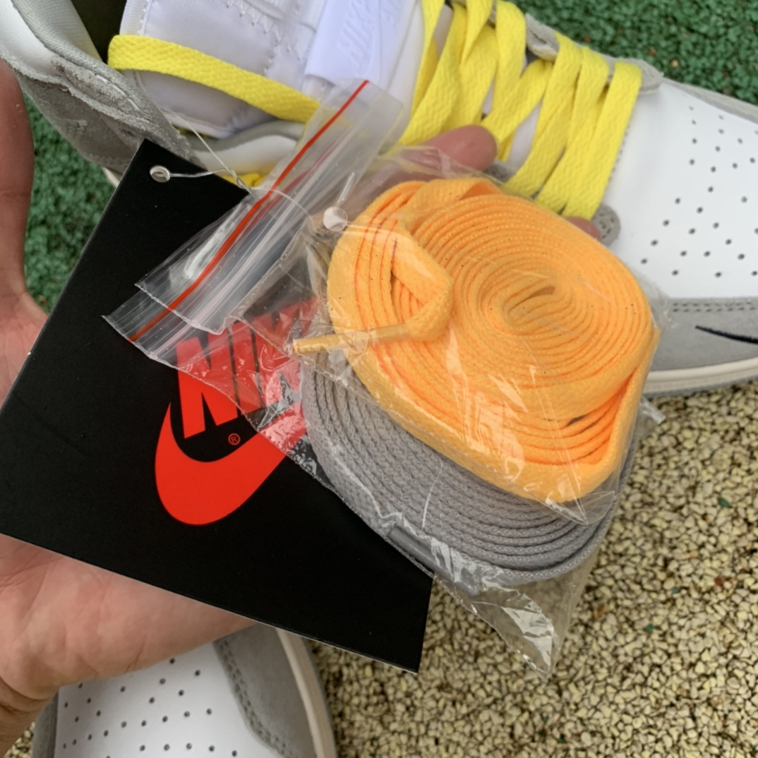 Air Jordan 1 High Switch Light Smoke Grey