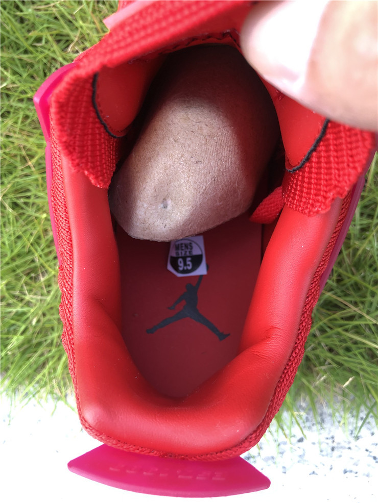 Air Jordan 4 Flyknit Red