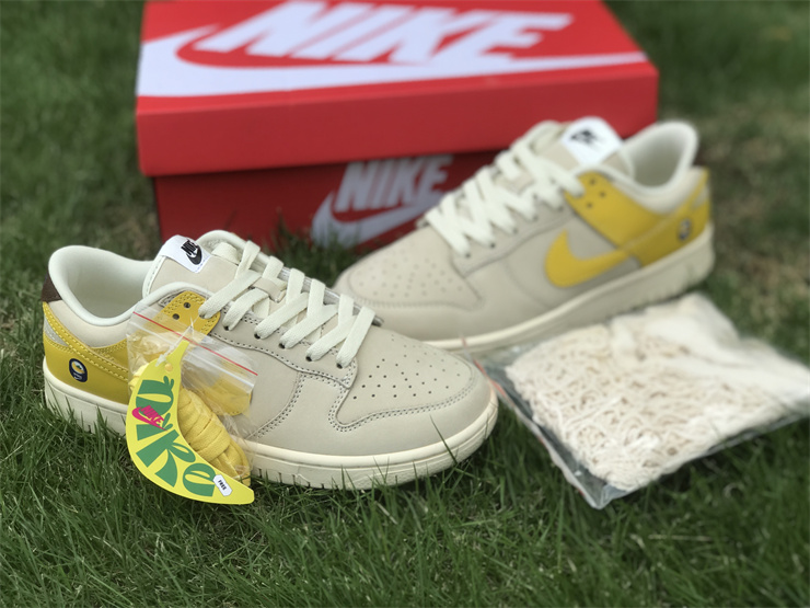 Nike Dunk Low Banana