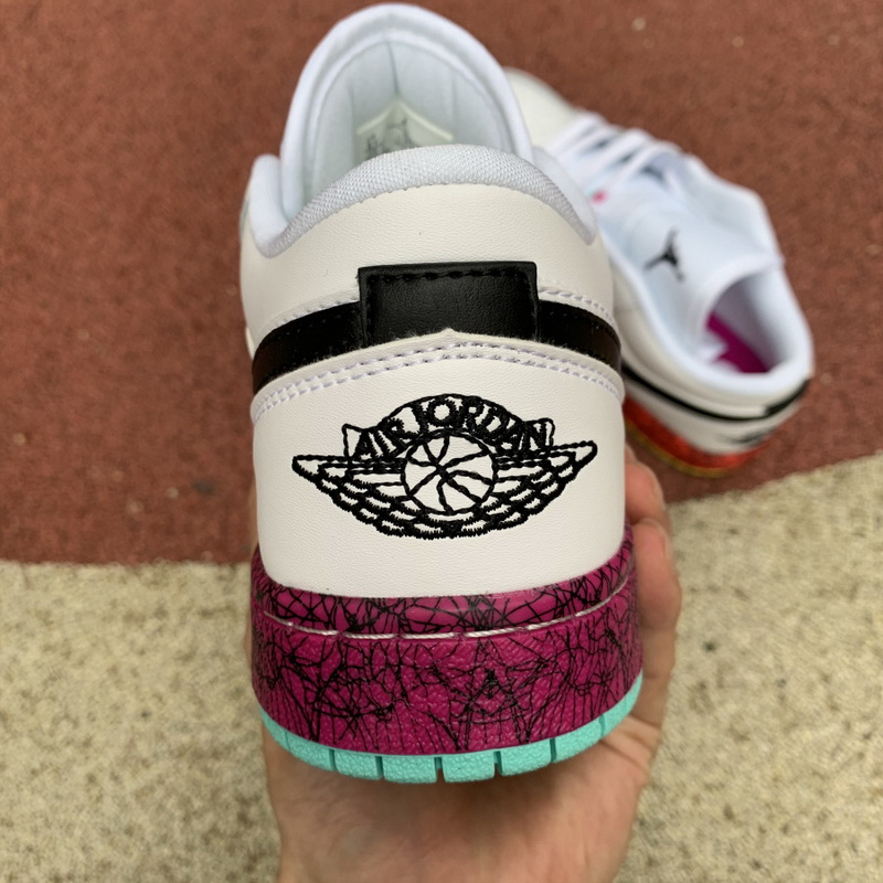 Air Jordan 1 Low shoes