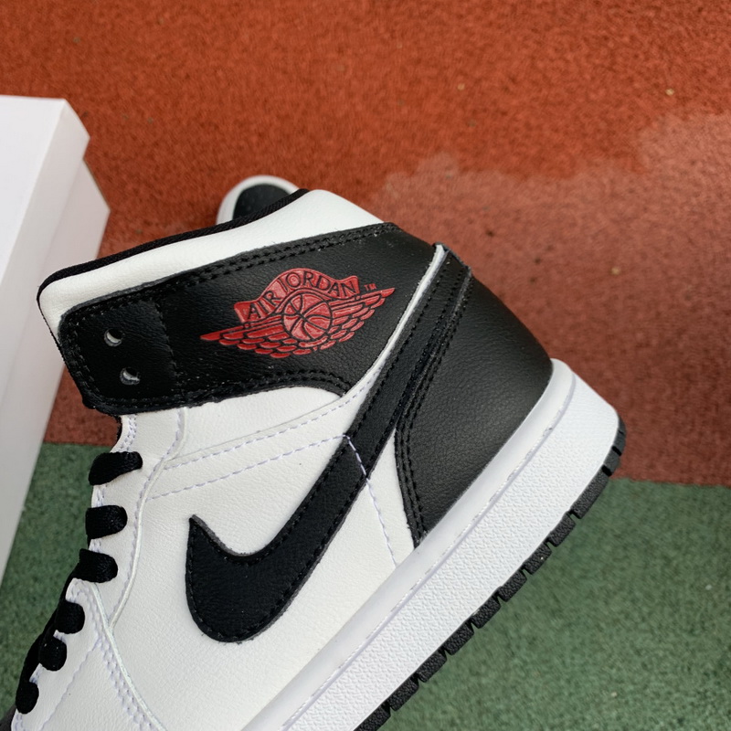 Jordan 1 Mid Reverse Black Toe