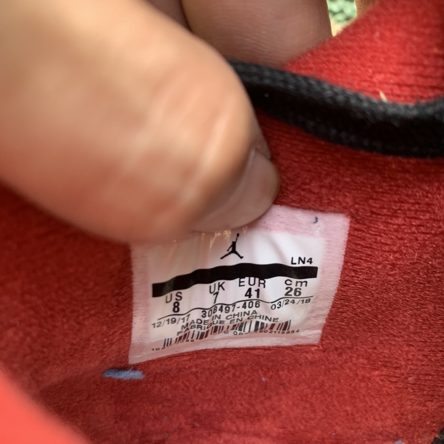 Travis Scott x Air Jordan 4