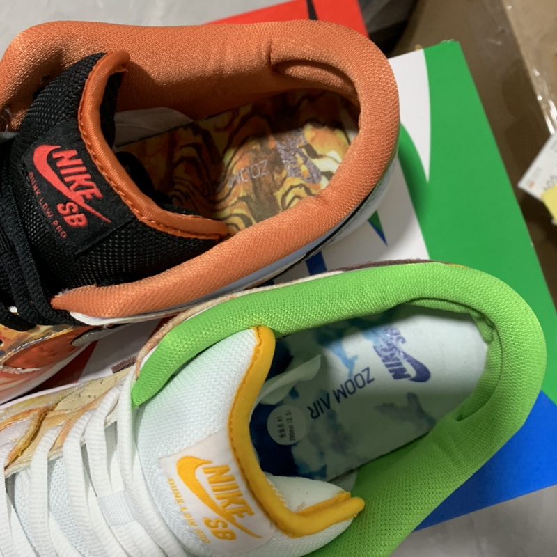 Nike SB Dunk Low Street Hawker (2021)