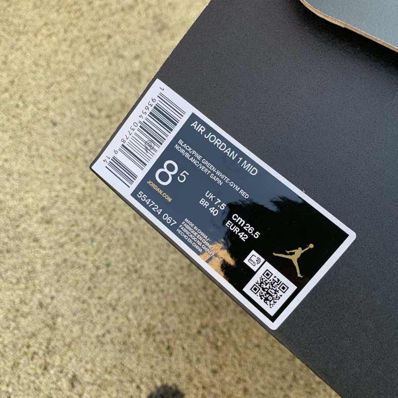 Jordan 1 Mid Green Toe