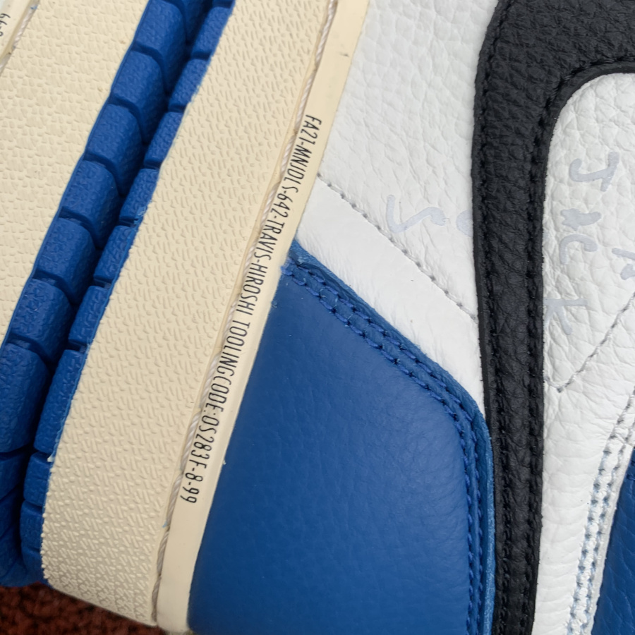 Fragment x Travis Scott x Air Jordan 1 High