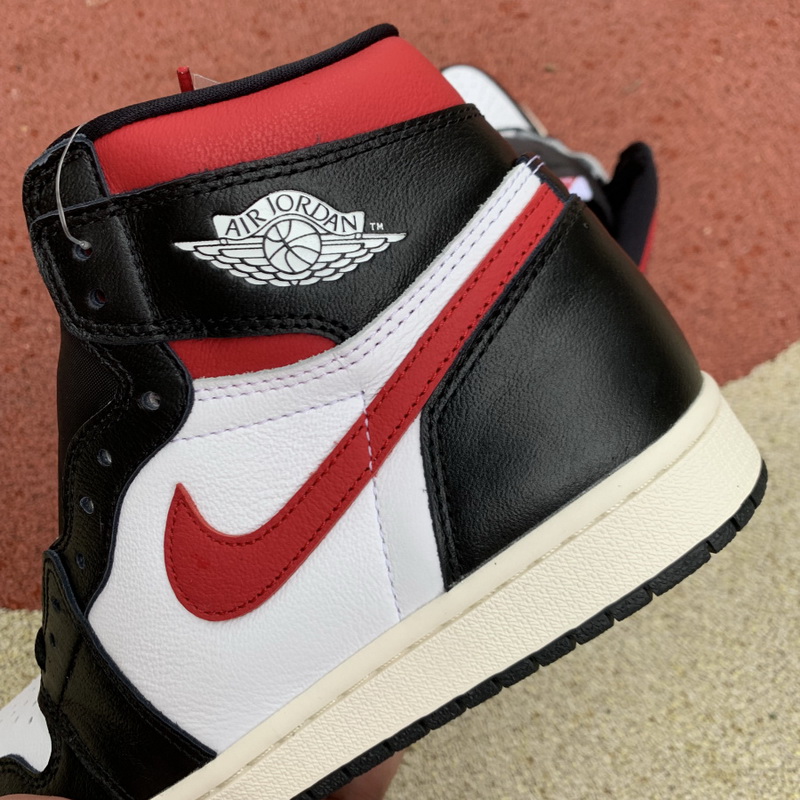 Air Jordan 1 Retro High OG “Gym Red”