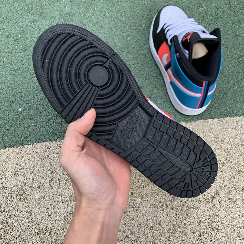 Jordan 1 Mid Shoes039