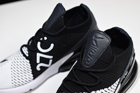 NIKE AIR MAX 270 FLYKNIT WHITE/BLACK