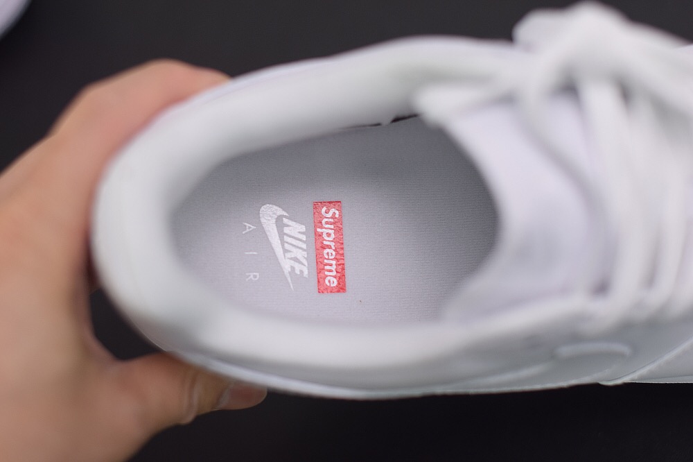 Nike Air Force 1 Low Supreme White