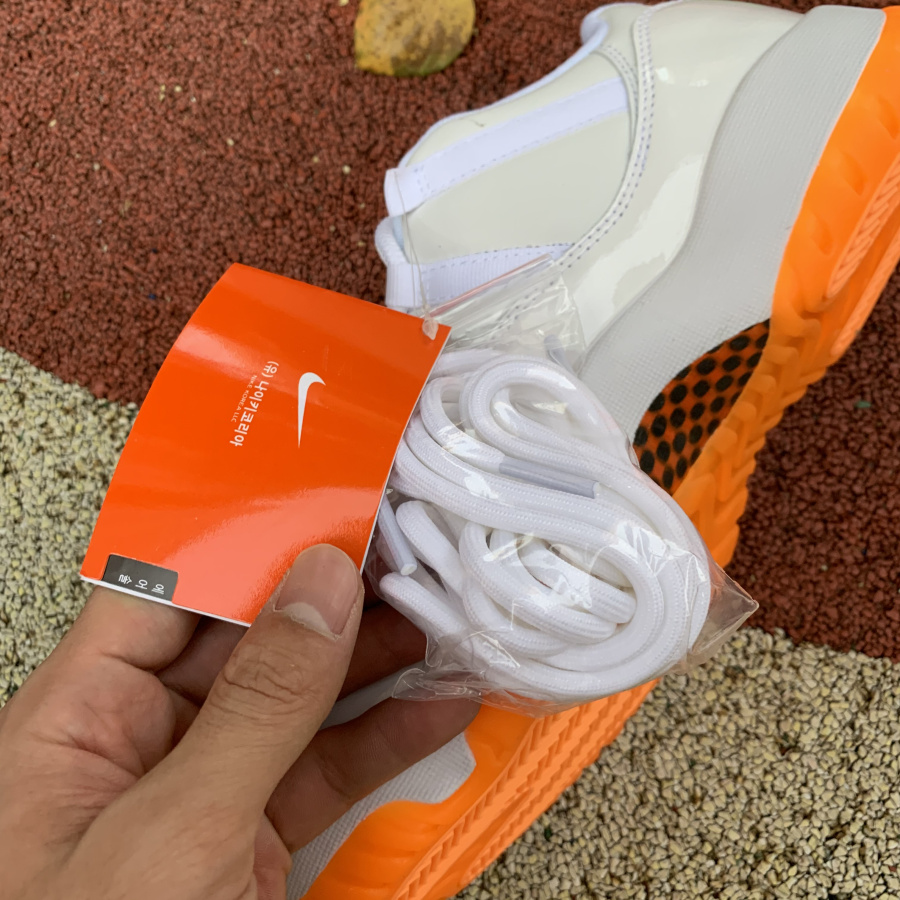 Air Jordan 11 Low WMNS Citrus 2021