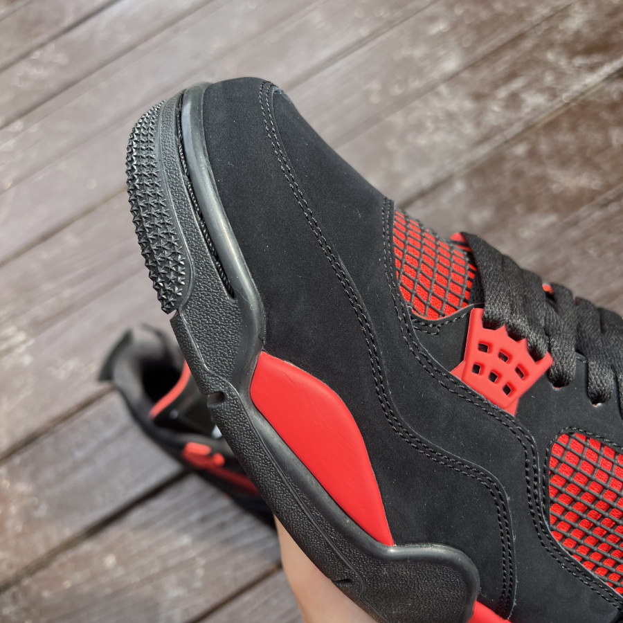 Air Jordan 4 “Red Thunder”