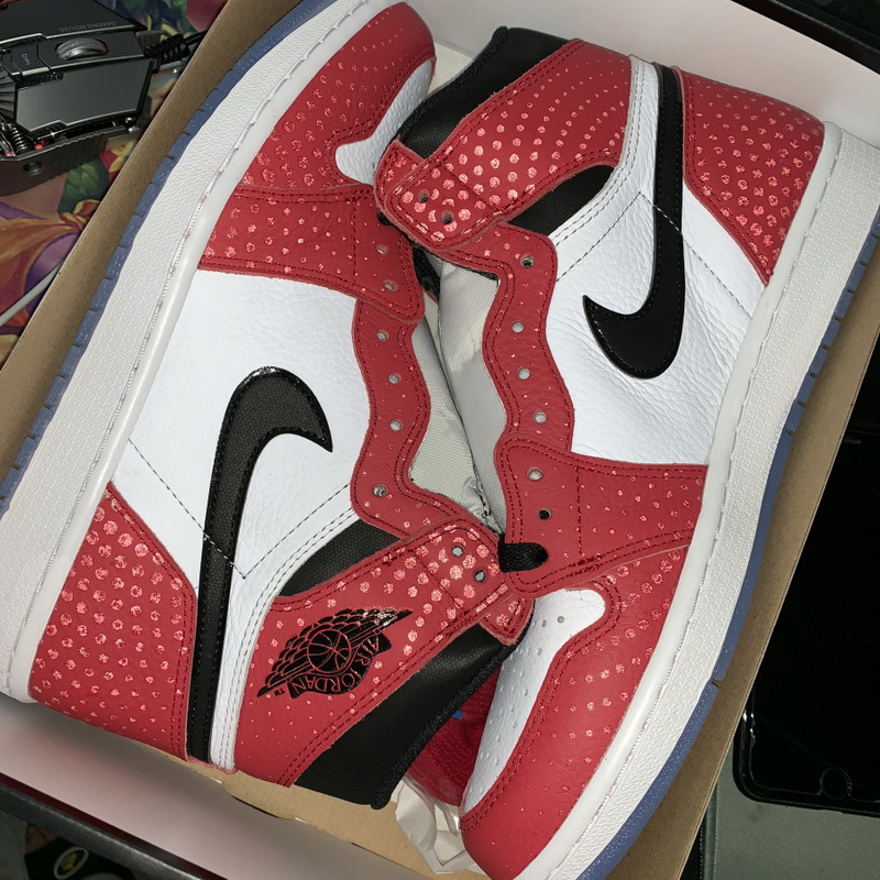 Air Jordan 1 “Chicago Crystal”