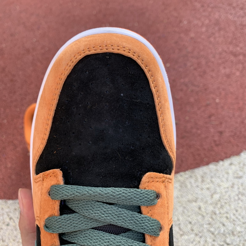 Nike Dunk Low SP “Ceramic”