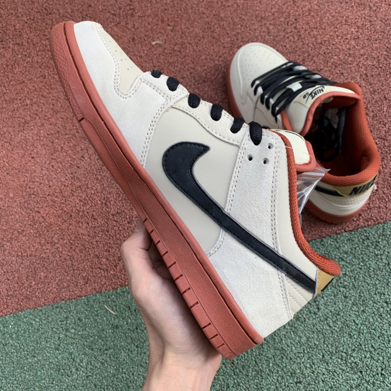 Nike SB Dunk Low Pro Hennessy