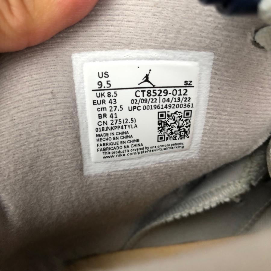 Air Jordan 6 “Georgetown”