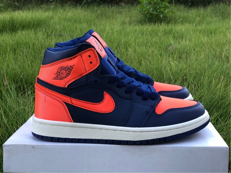 Air Jordan 1 High Knicks