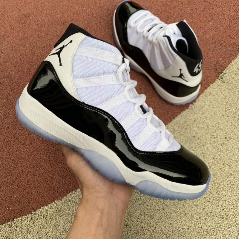 Air Jordan 11 “Concord”