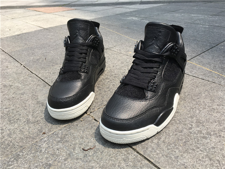 Air Jordan 4 Premium