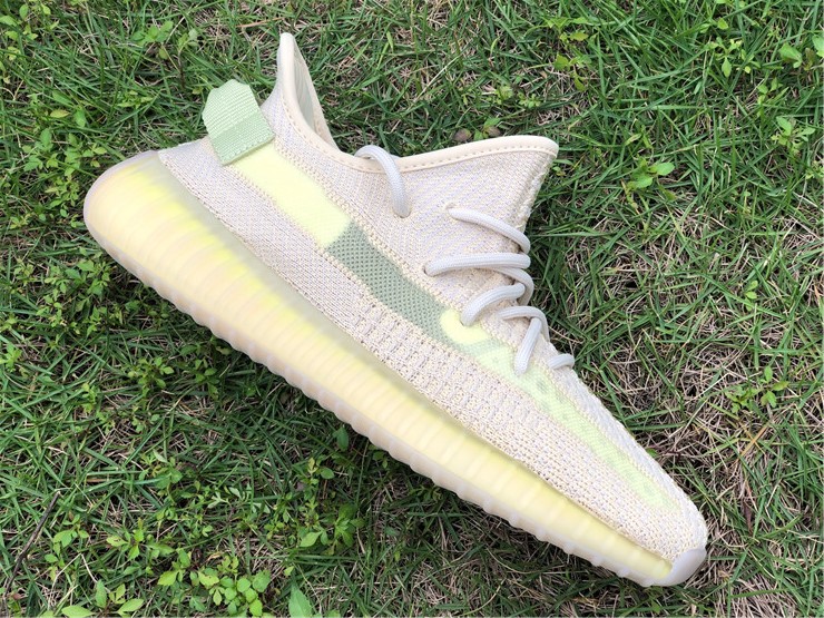 Yeezy Boost 350 Boost V2 “Flax”