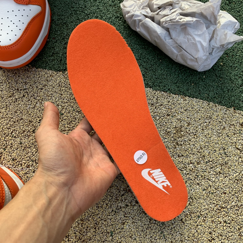 Nike Dunk Low “Orange Blaze”