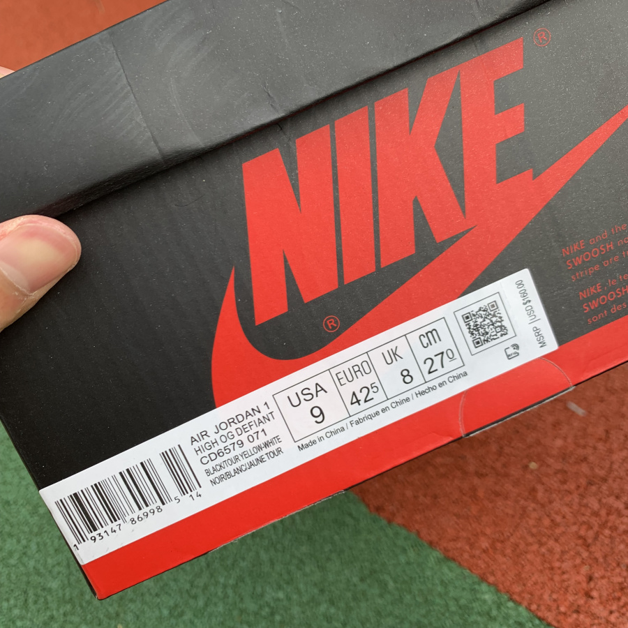 Air Jordan 1 High OG Defiant